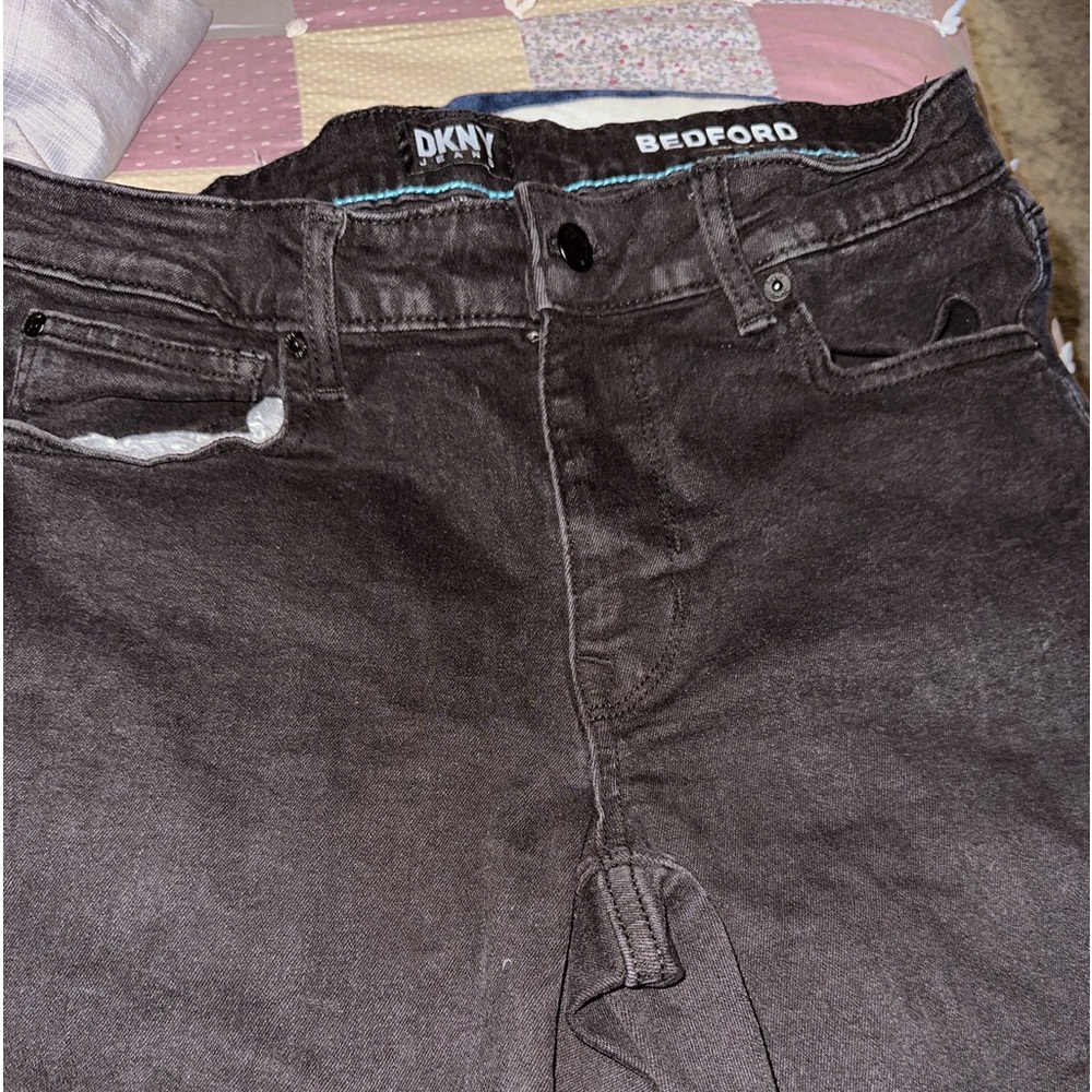 DKNY BLACK JEANS